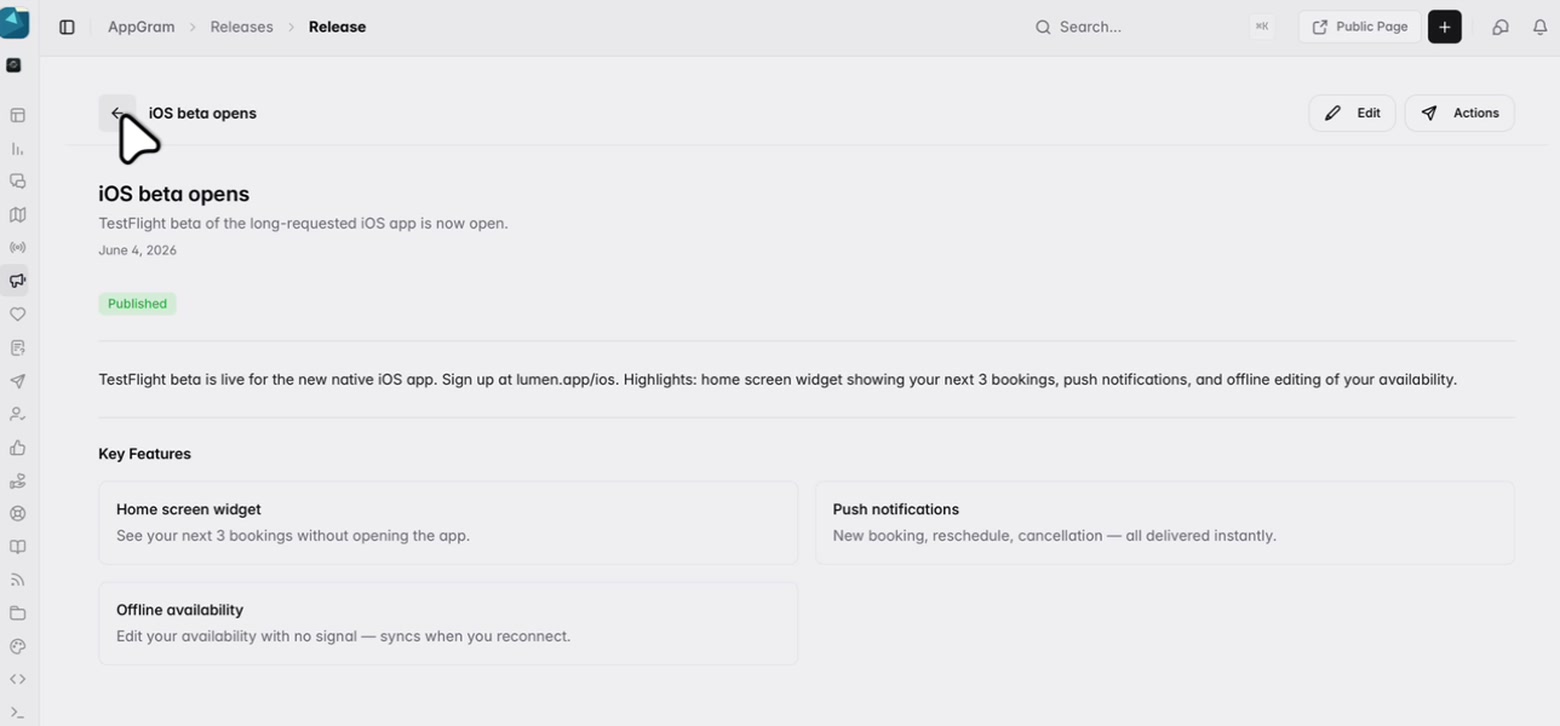 A published release: its title, summary and date above the note itself, and under it three feature cards — a home screen widget, push notifications and offline availability — each with its own heading and explanation.